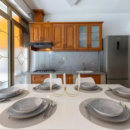 A M - Three Bedroom With Terrace A3