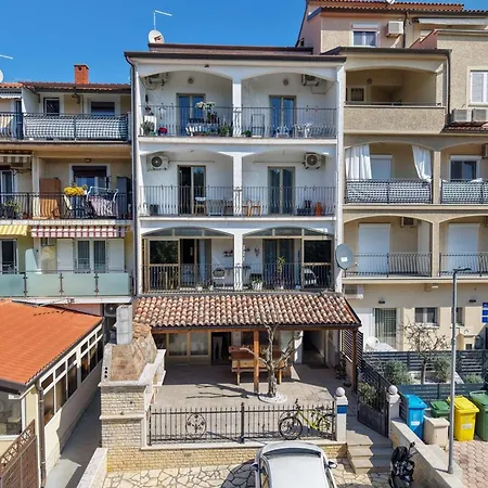 A M - Three Bedroom With Terrace A3